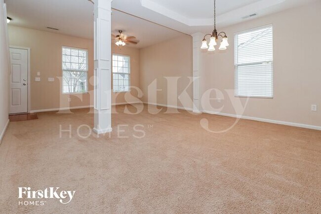 Photo - 141 Marinella Dr House