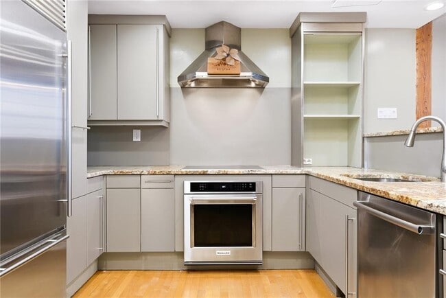 Building Photo - 555 S Water St Unit 218