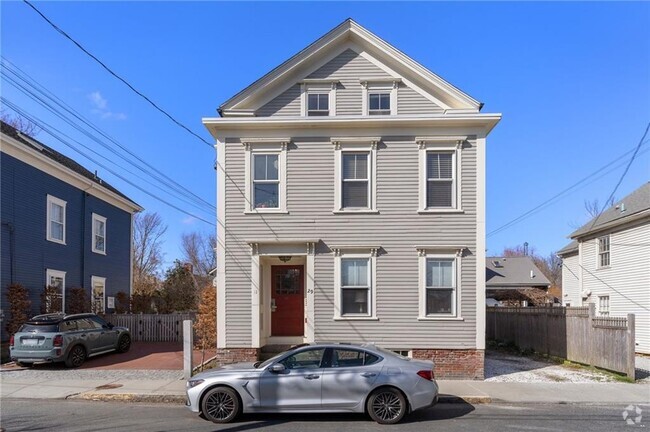 Building Photo - 29 Marsh St Unit 3 Rental