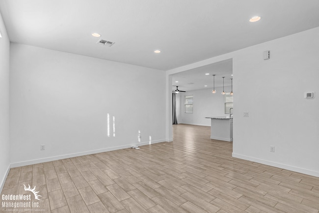 Photo - Beautiful 3Bdm 2Ba Home with Modern Upgrad...