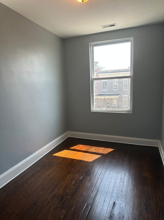 Photo - 622 Linnard St Unit Apt. 2