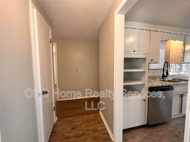 Photo - 9313 NE Stardust Ln