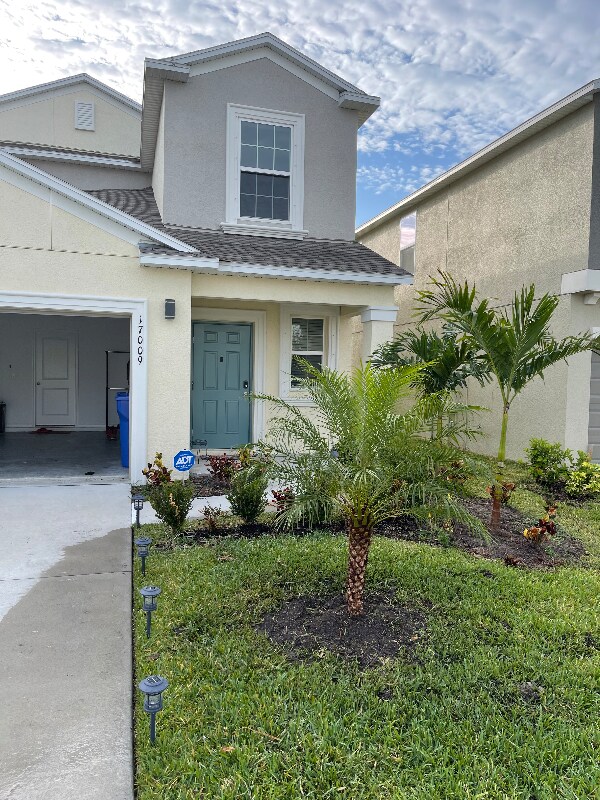 Photo - 17009 Yellow Pine St