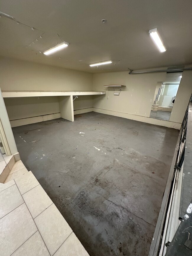 Photo - 2703 Gates Ave