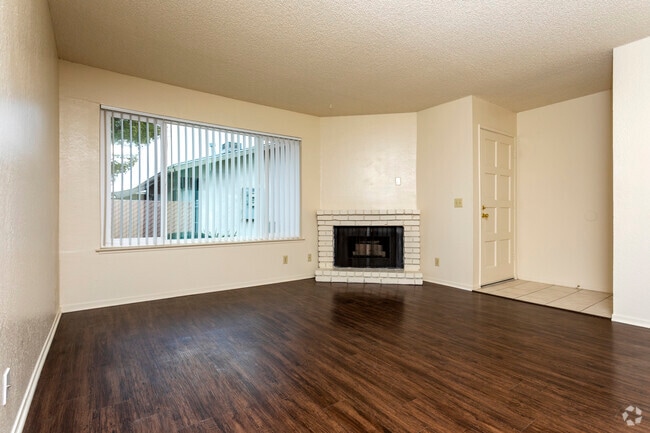 Photo - Minnewawa Apartments