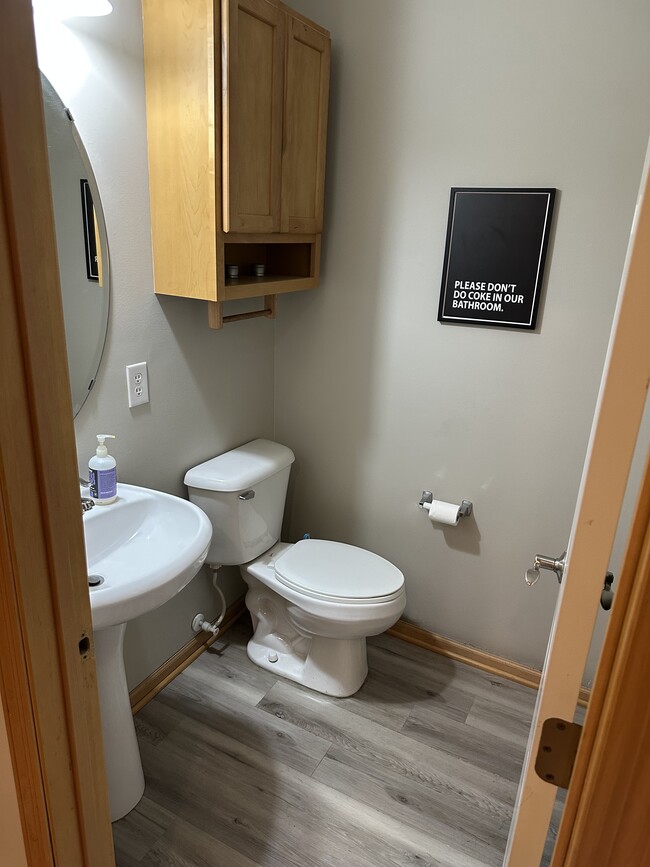 Downstairs 1/2 bad - 10981 Fergus St NE