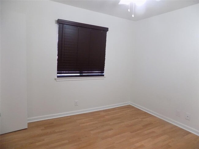 Photo - 803 Jasmine Trail