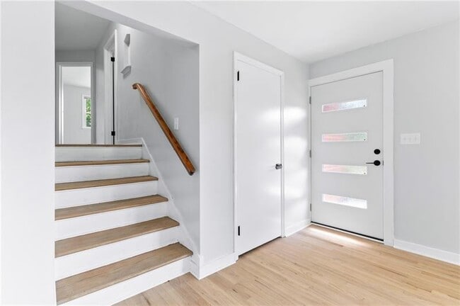 Photo - 4030 Circle Dr