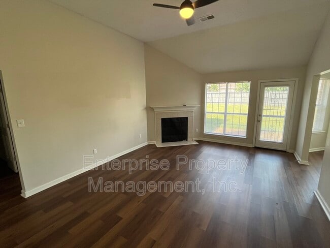Photo - 5628 Autumn Valley Dr