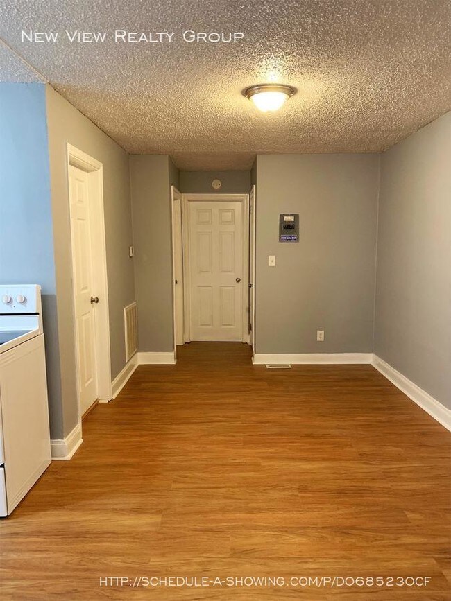 Photo - 112 Sylvania Ave Unit 1