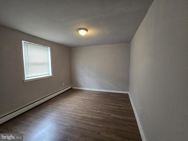 Photo - 5302 Duffield St