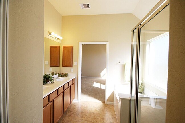 Photo - 24547 Foxberry Glen Ln