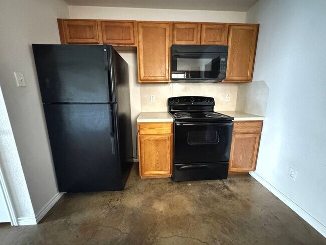 Photo - 4002 Cambridge Dr Unidad # C