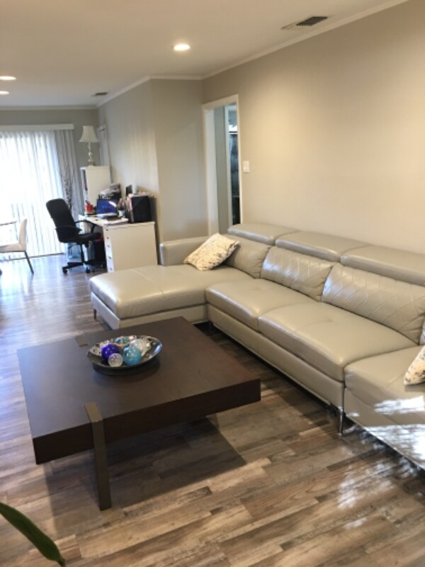 Photo - 313 Hanover Ln