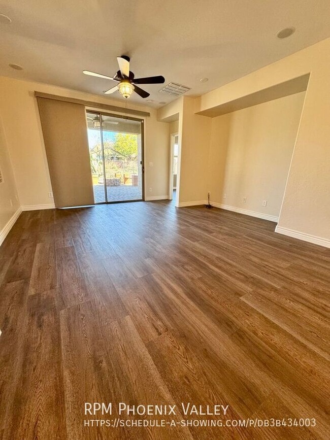 Photo - 1742 W Owens Way