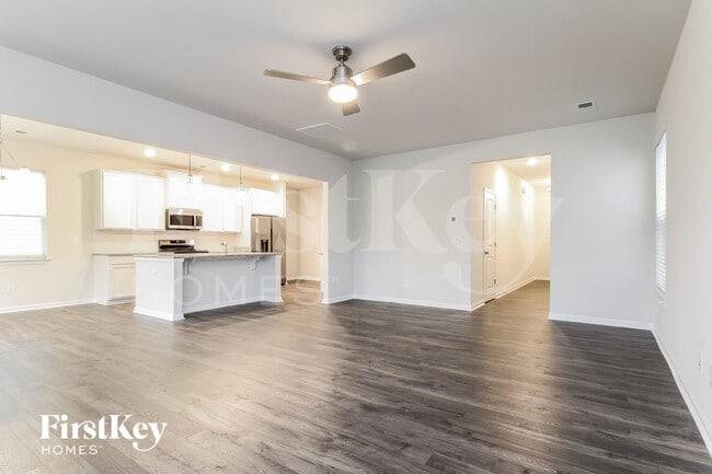 714 Ridgemoor Trl