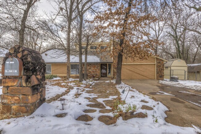 Photo - 630 S 276th E Ave