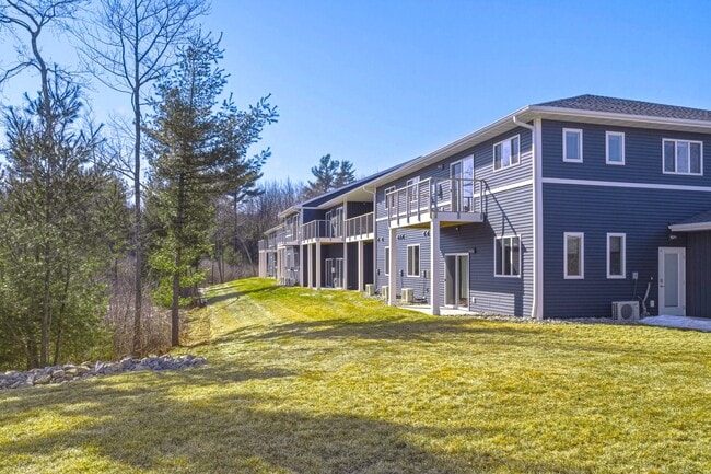 Building 2501 Exterior