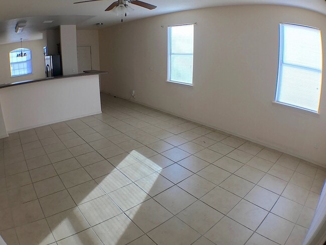 Photo - East El Paso 3bed/2bath Refrig A/C