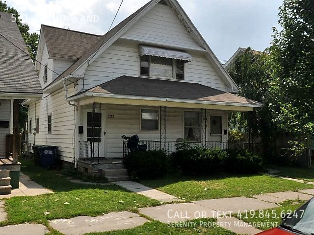 Building Photo - 571 1/2 Howland-