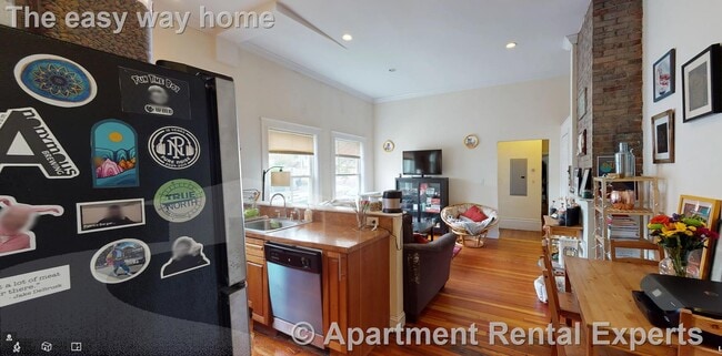 Photo - 358 Broadway Unit #2