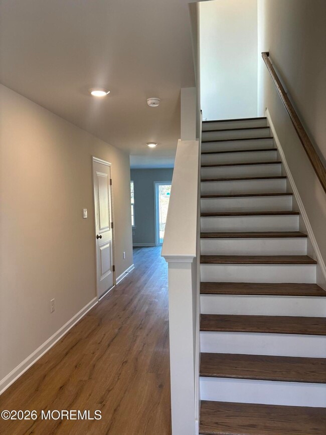 Photo - 17 Bay Breeze Dr