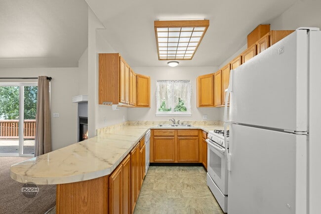 Photo - 11238 Borealis St