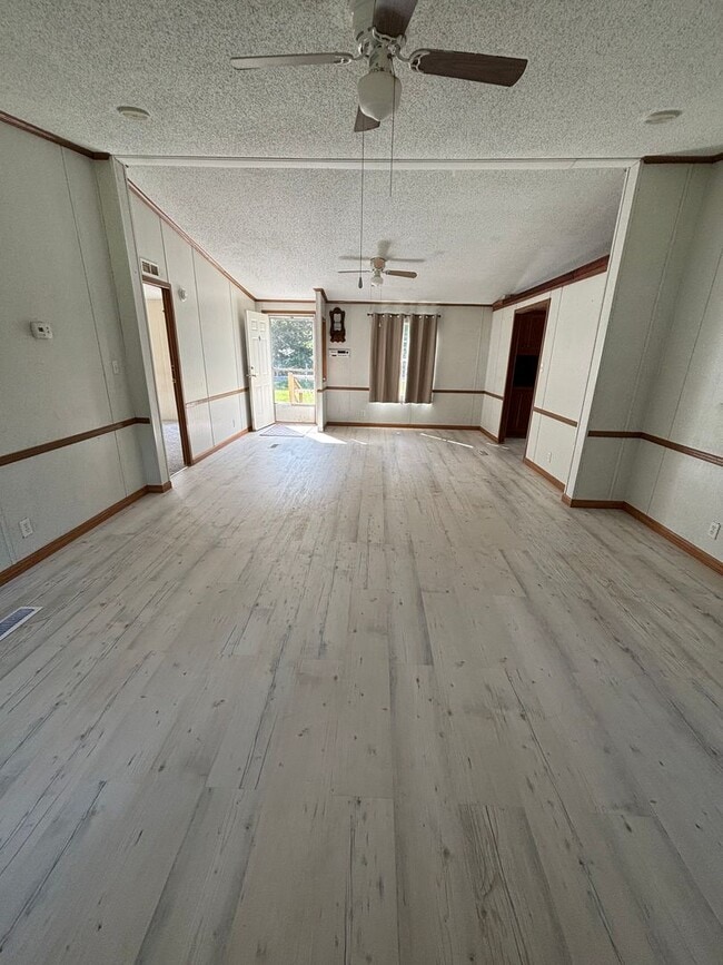 Photo - Beautiful 4 Bedroom Home in Blanchard!