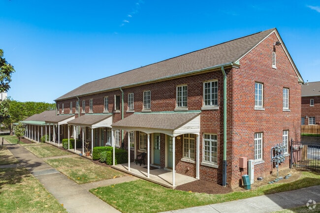 Uptown Square Apartments
