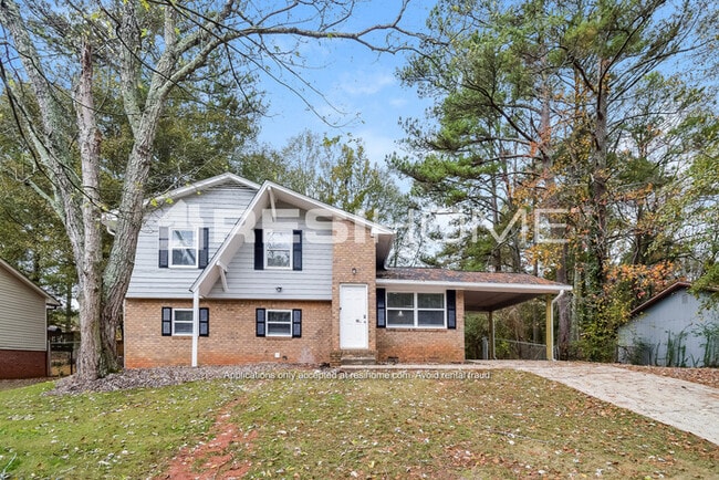 Building Photo - 8283 Brittany Ln