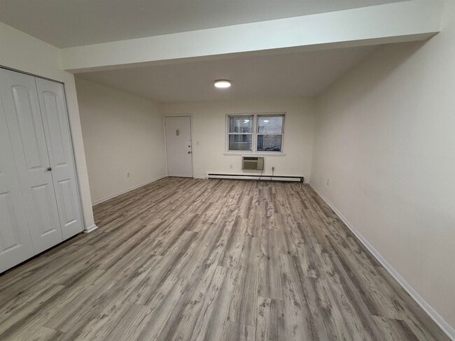 Photo - 81 70th St Unit 1