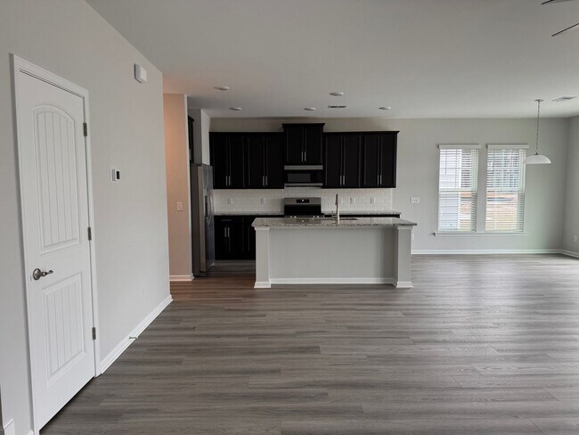 Photo - Brand New 4 bedroom home!!