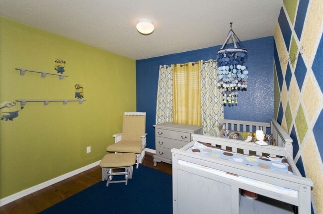 Photo - **HOLIDAY MOVE IN SPECIAL**