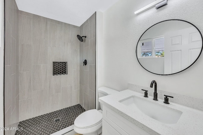 Photo - 3202 W Libby St