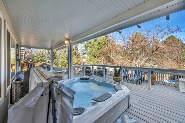 Photo - 6500 Brookview Cir