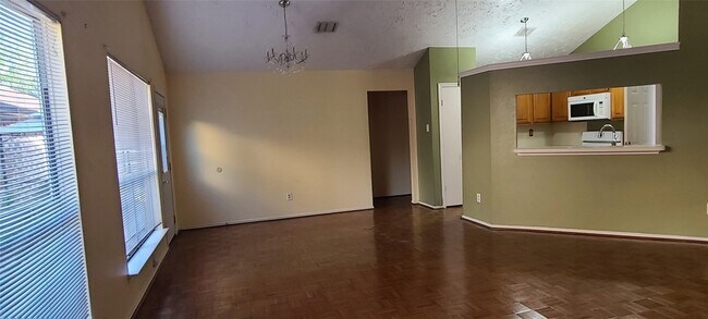 Photo - 16311 La Luna Dr