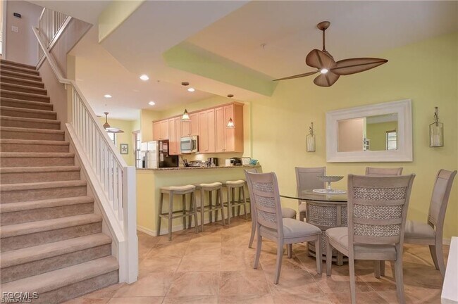 Photo - 11936 Izarra Way