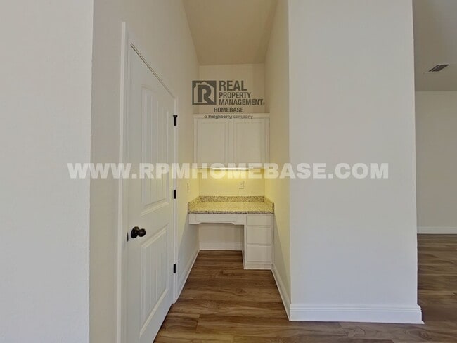 Photo - 5137 Peach Dr