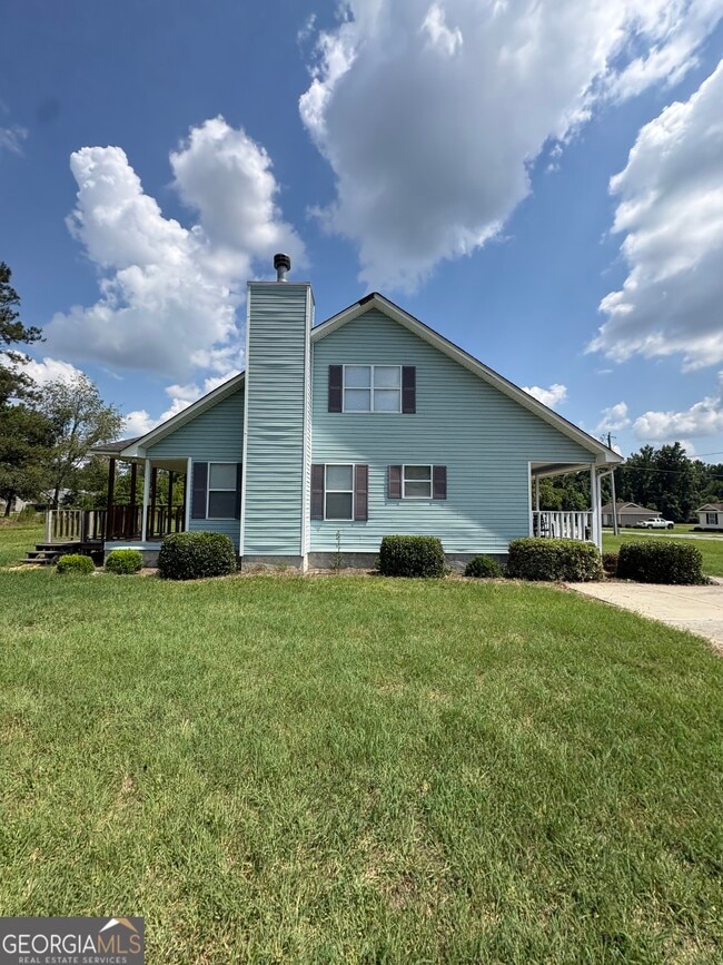 Photo - 609 Windcrest Dr