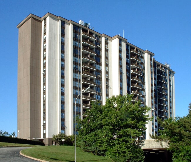 Photo - Eastpointe Condominium