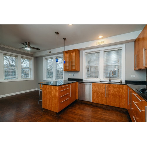 Photo - 1930 N Richmond St Unidad 3