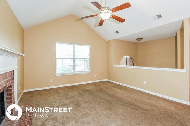 Photo - 746 Peteywood Dr
