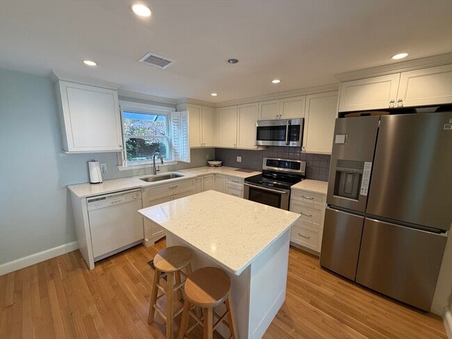 Photo - 63 Hackensack Rd