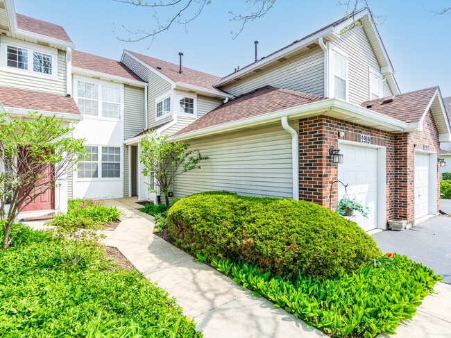 Building Photo - 2917 Stockton Ct Unit 2917