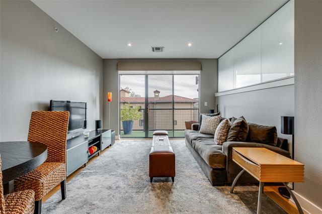 Photo - 4333 Gilbert Ave Unit 321