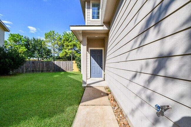 5607 Stonecloud Ln