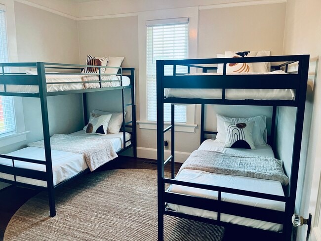 Photo - 1615 30th St