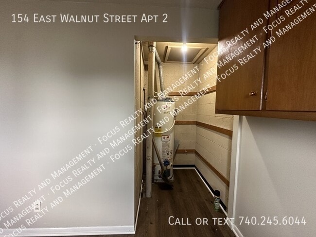 Photo - 154 E Walnut St Unit 2