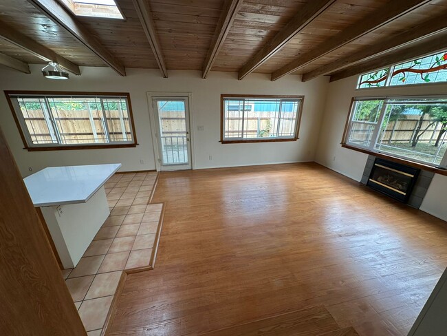 Photo - 2 bedroom 1.5 bath house