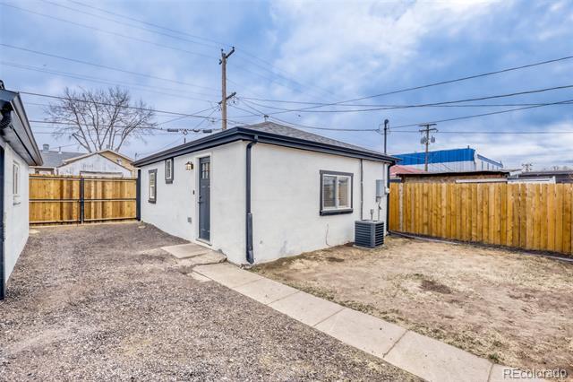 Building Photo - 4310 Steele St